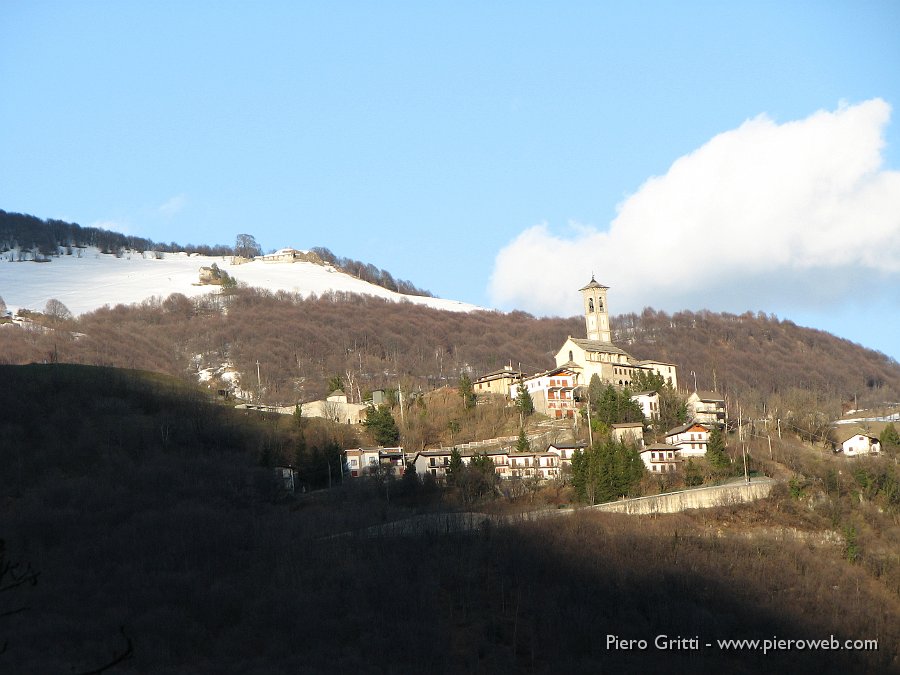 70 Fuipiano e i Tre Faggi al tramonto.jpg
